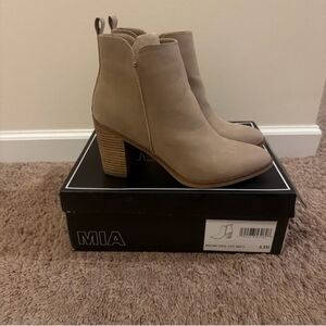 MIA Women's Taupe Ankle Boots